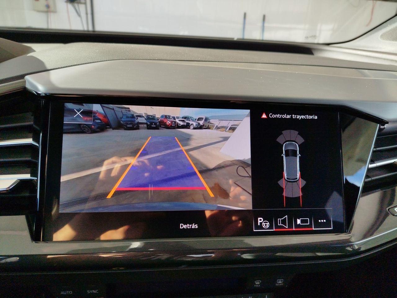 Audi Q4 40 e-tron S Line - foto 19