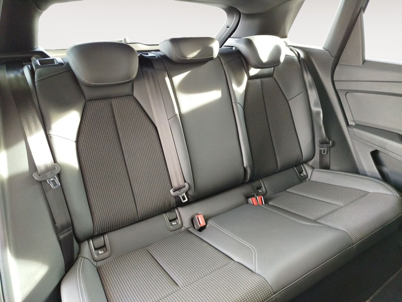 Audi Q4 40 e-tron S Line - foto 10