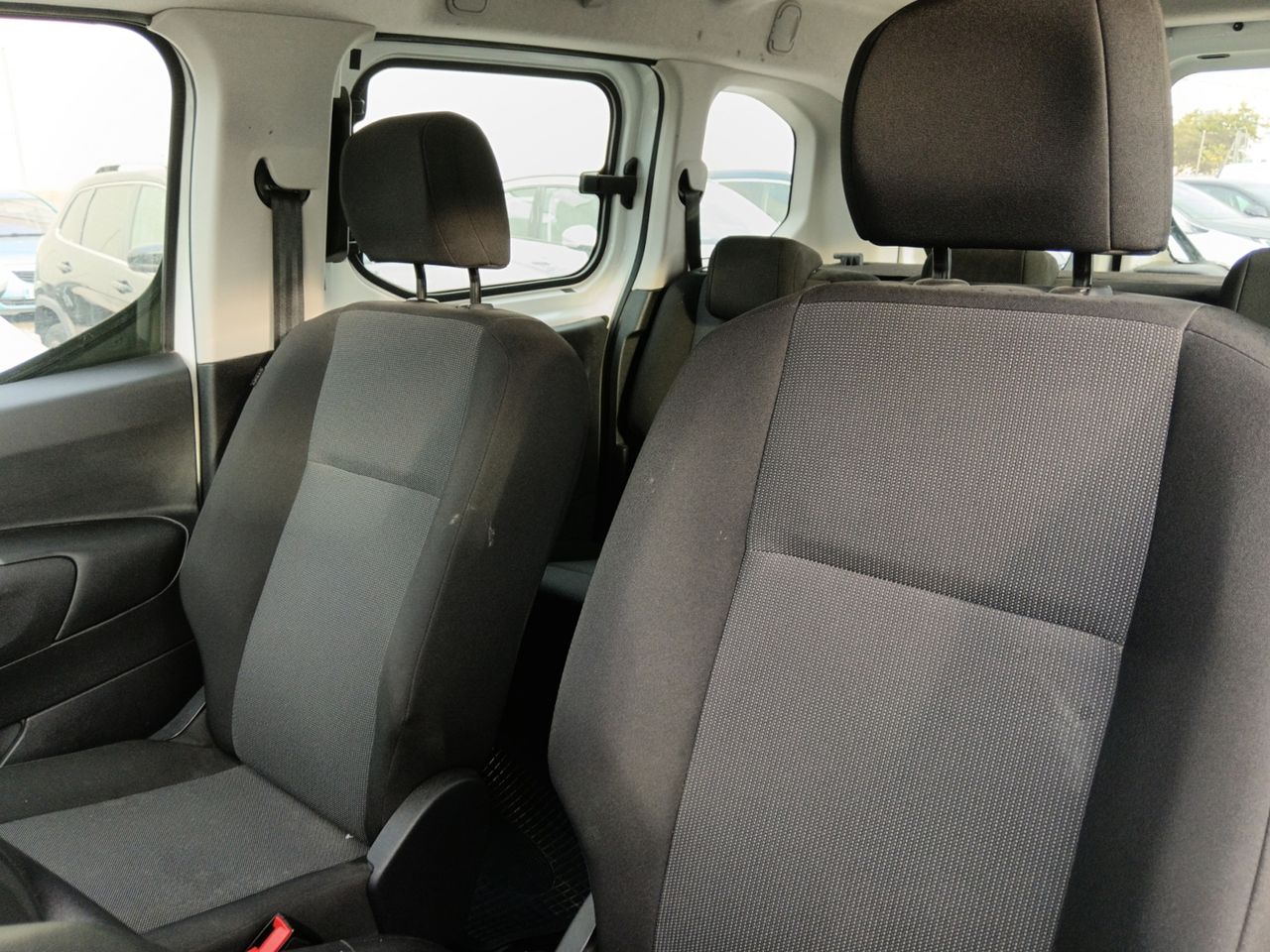 Peugeot Rifter Active Standard - foto 19