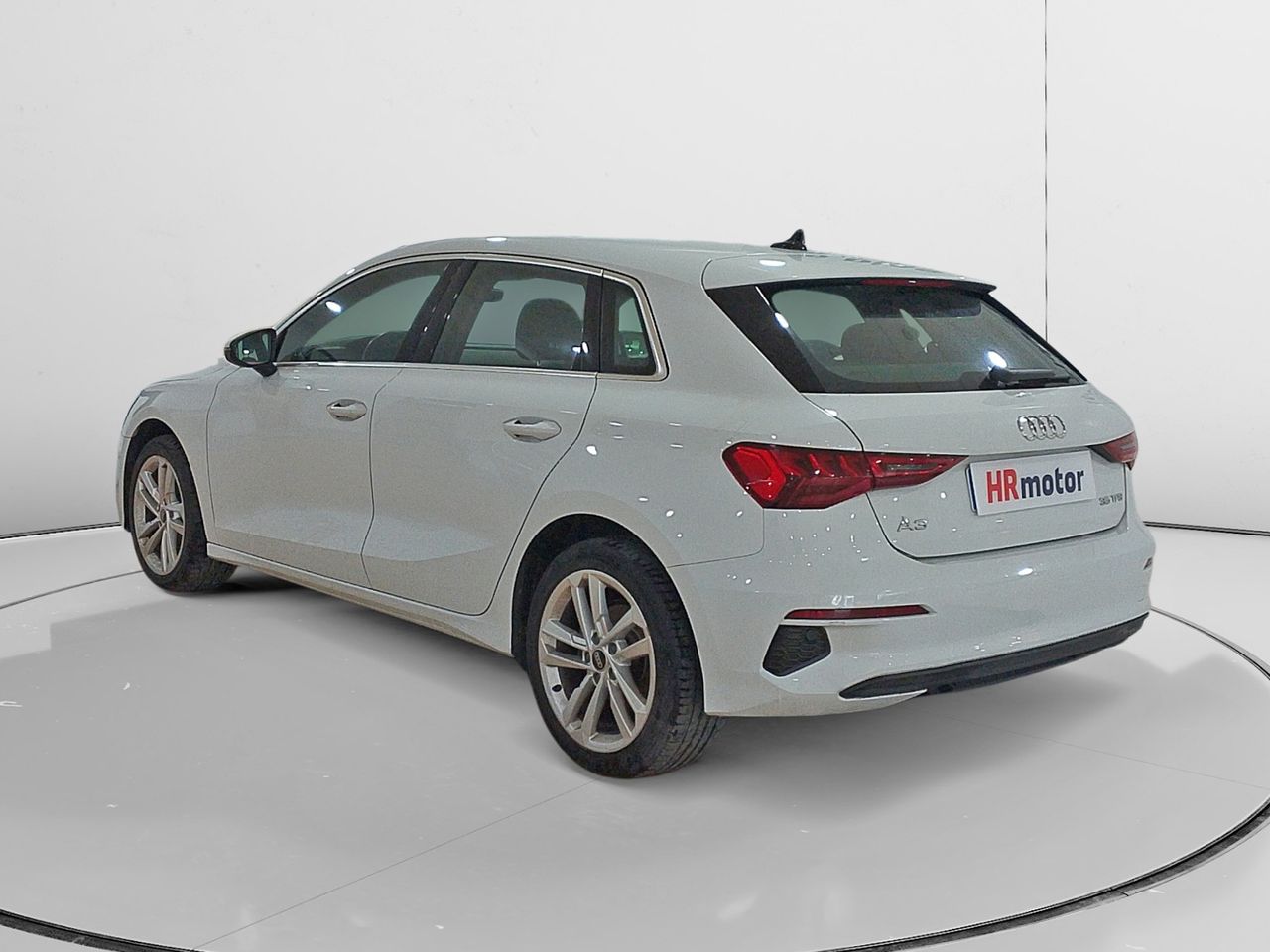Audi A3 35 TFSI Business Line - foto 4