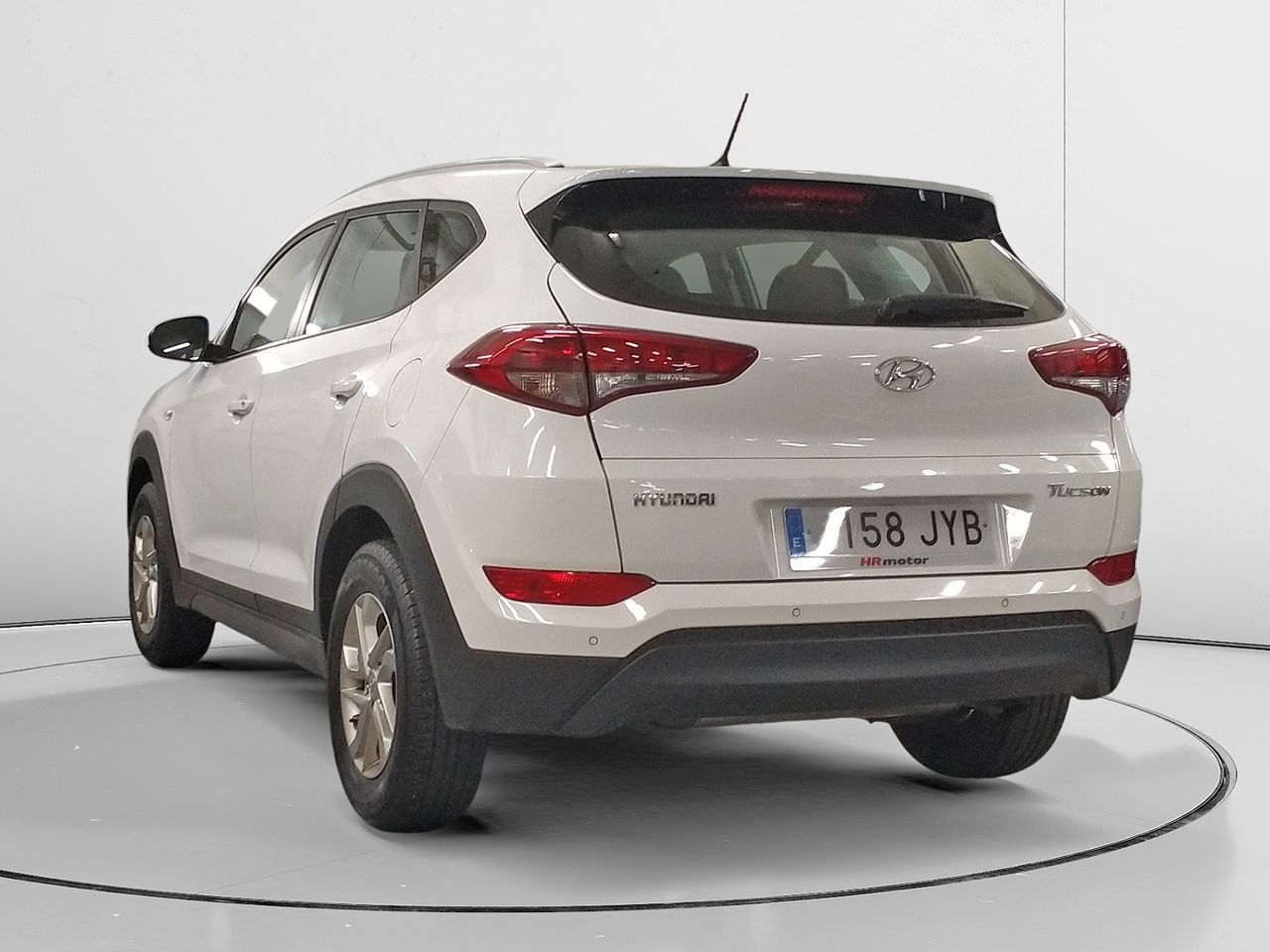 Hyundai Tucson Essence BlueDrive 2WD - foto 4