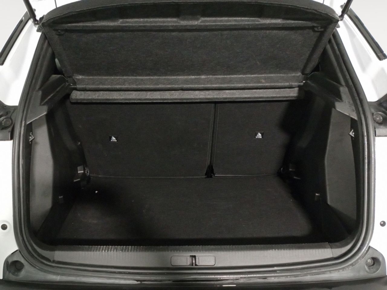 Peugeot 2008 Allure - foto 12