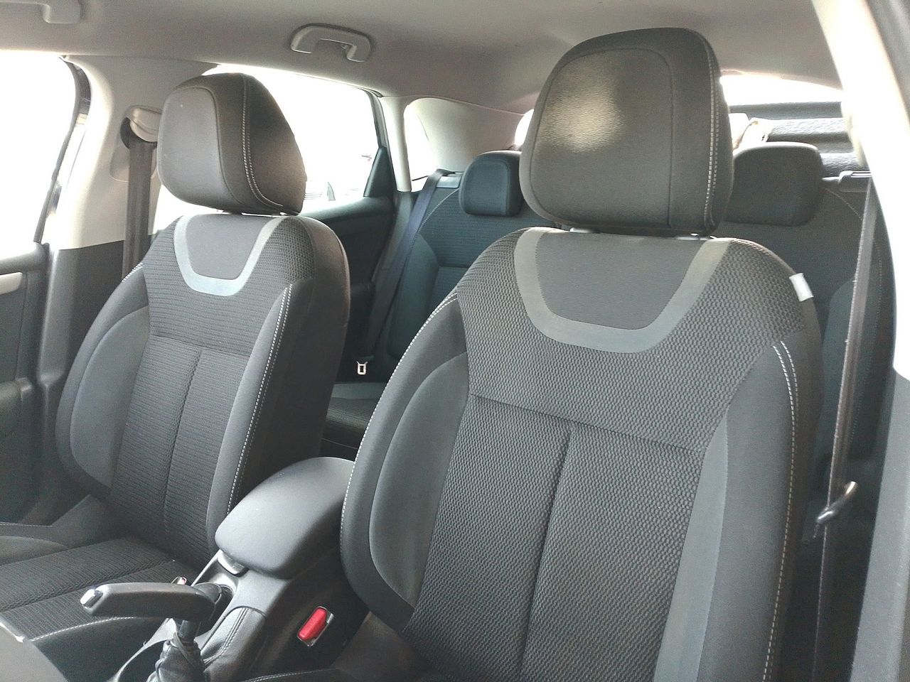 Citroën C4 Millenium - foto 19