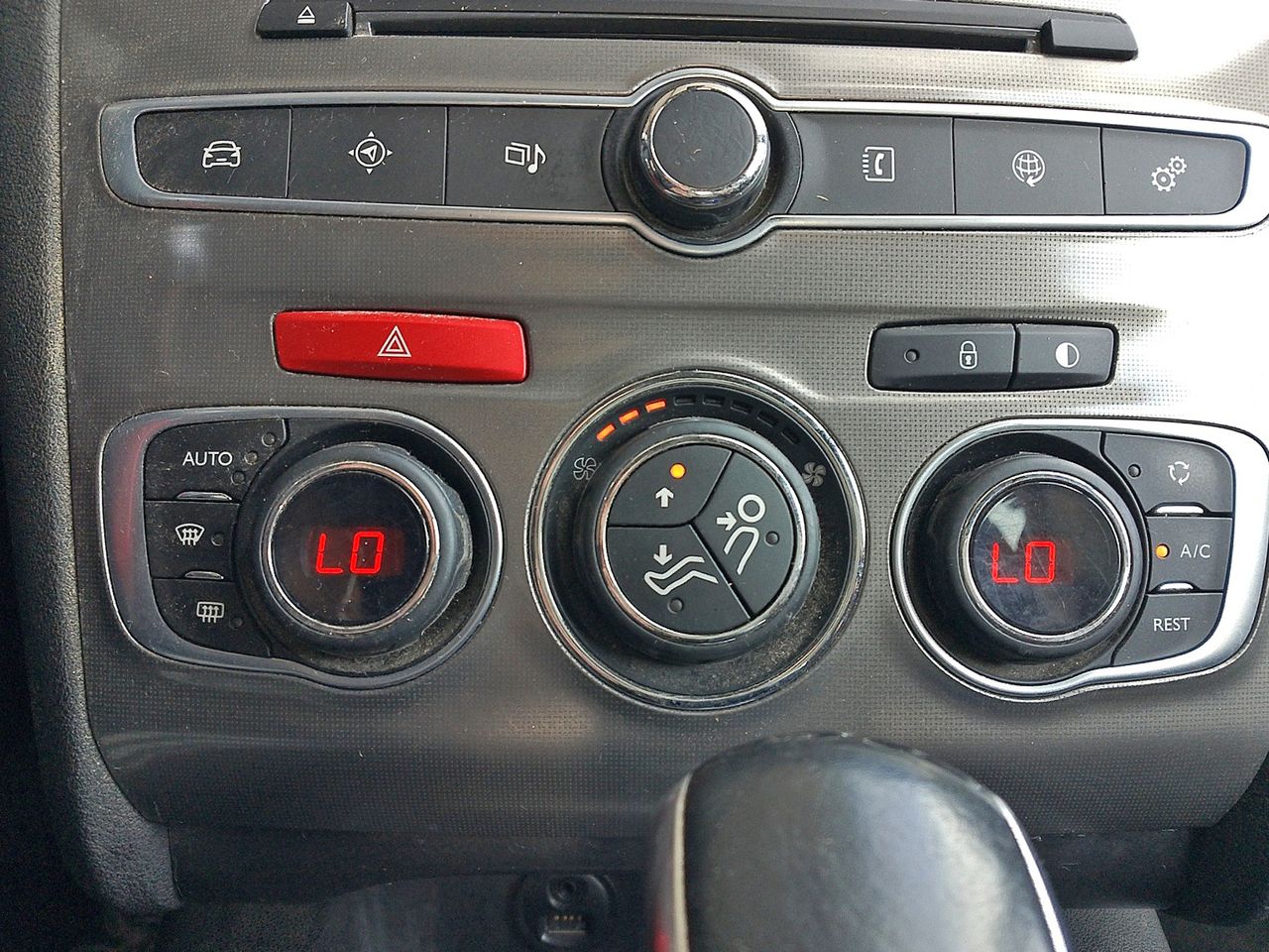 Citroën C4 Millenium - foto 18