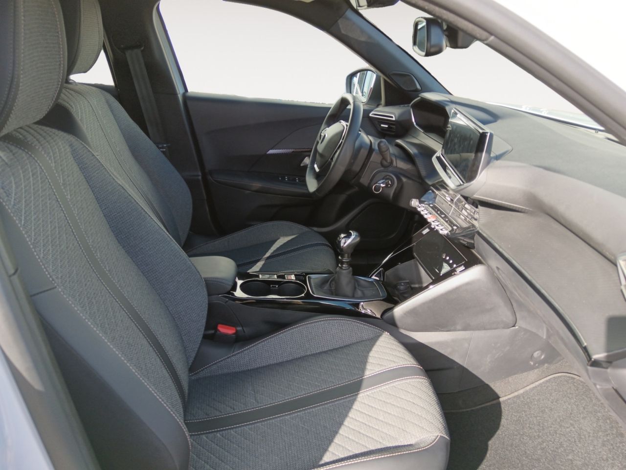 Peugeot 2008 Allure - foto 11