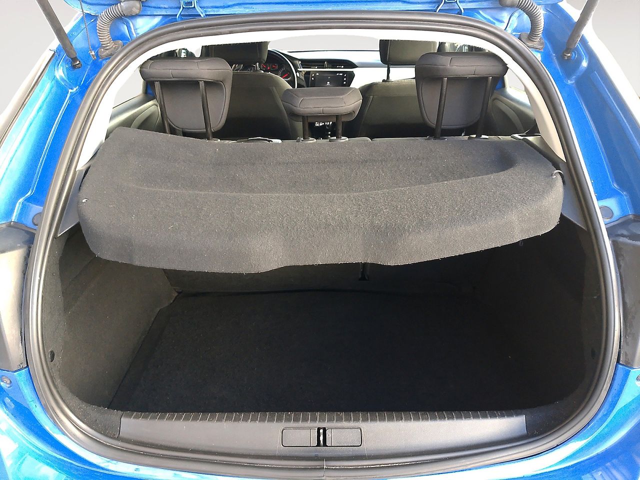 Opel Corsa Edition - foto 11