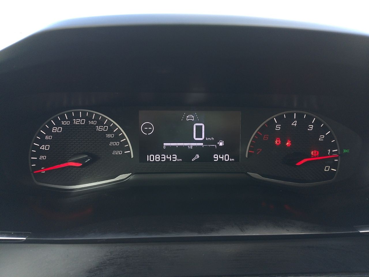 Peugeot 208 Active - foto 13