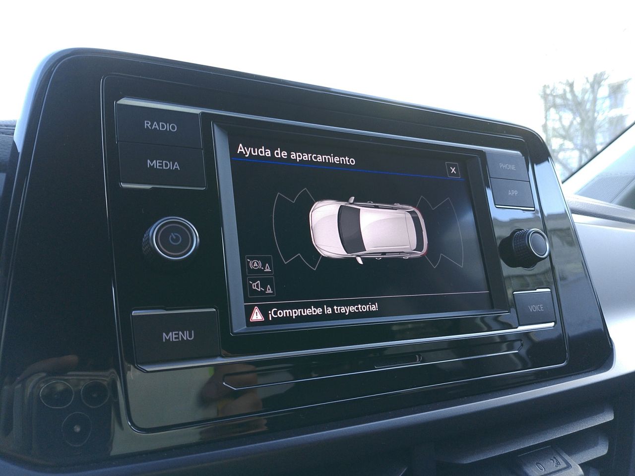 Volkswagen T-Roc 2.0 TDI - foto 18