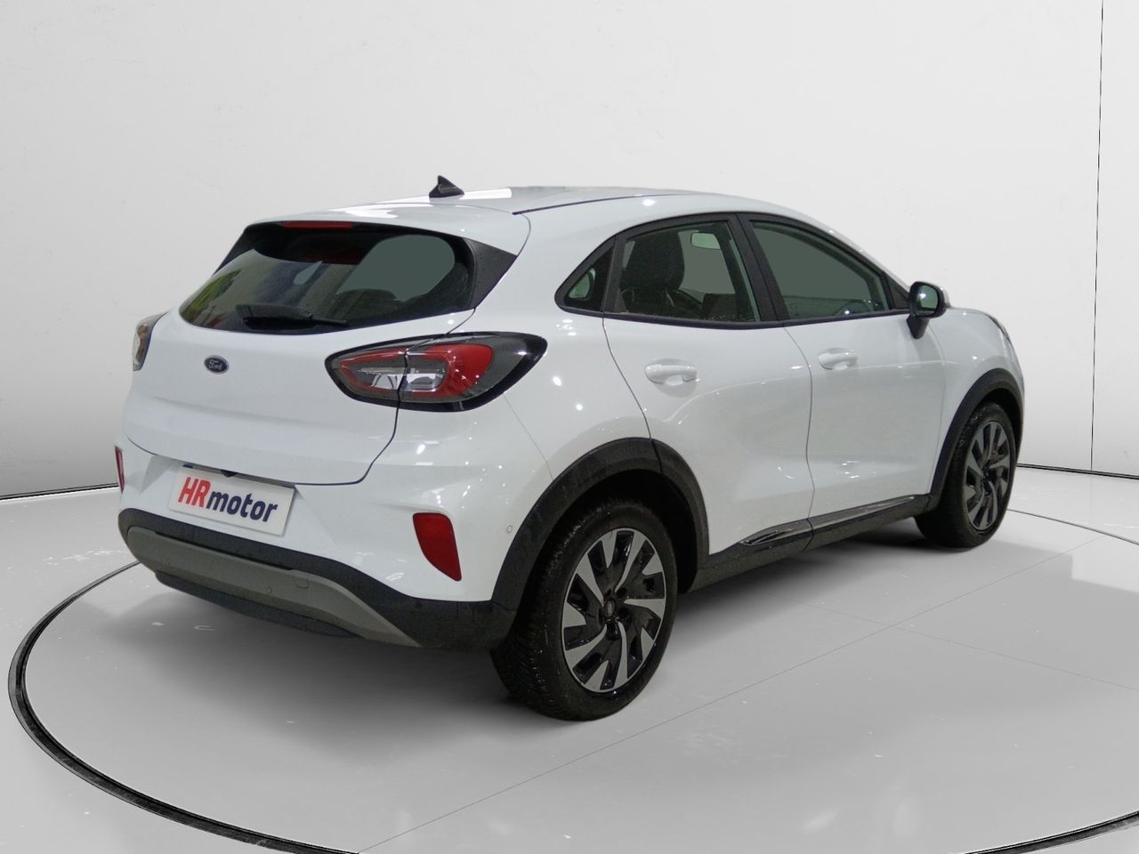 Ford Puma Titanium Design