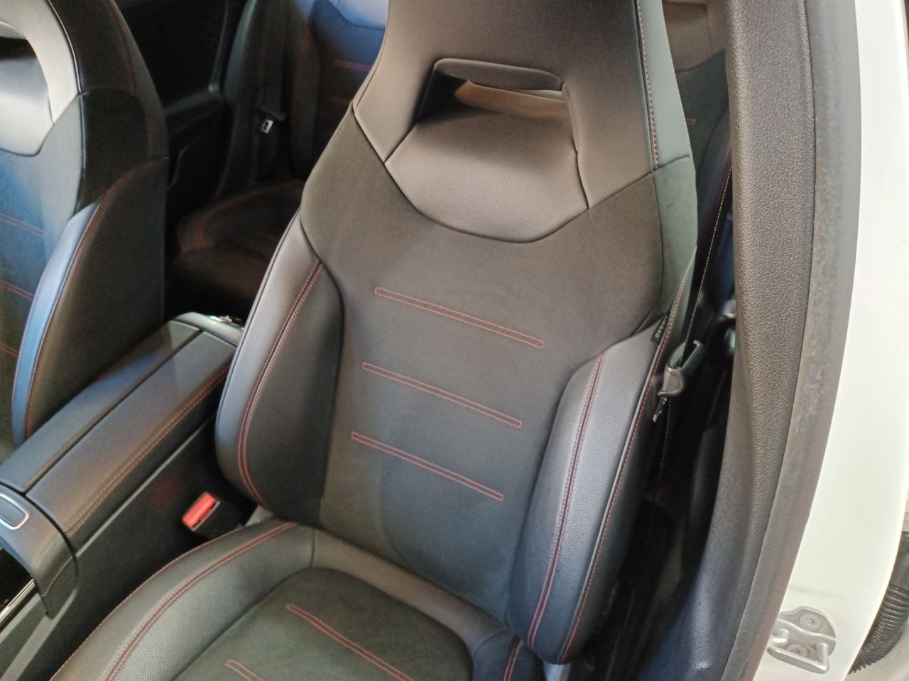 Mercedes Clase A 180 AMG Line - foto 21