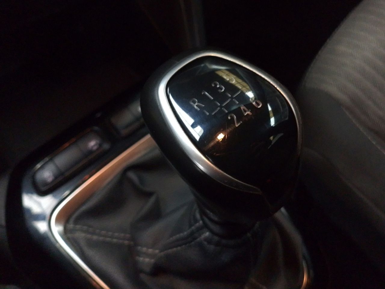 Opel Corsa Edition - foto 12