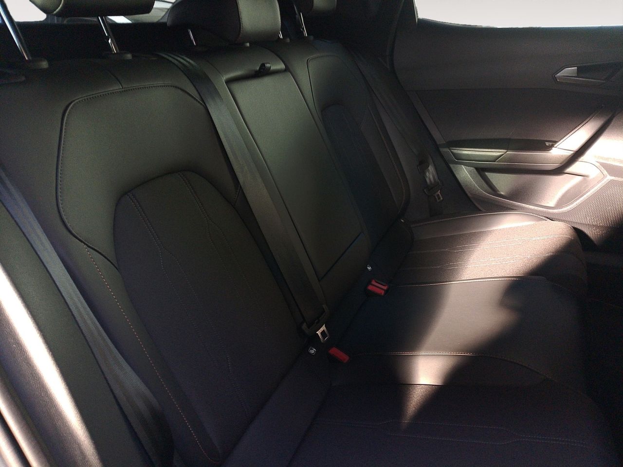 Cupra Formentor 1.5 eTSI - foto 9