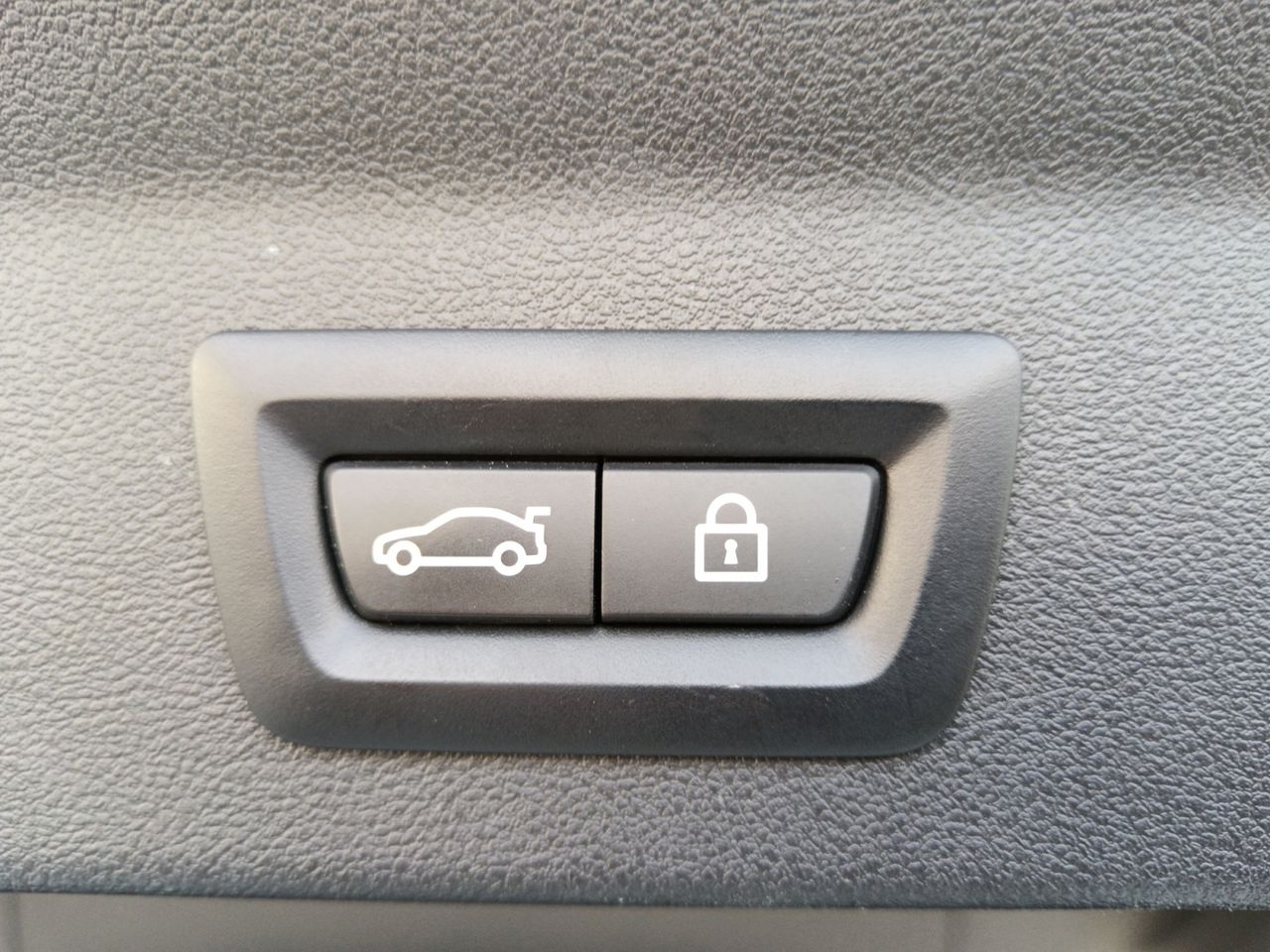 BMW X3 xDrive 30 e xLine - foto 22