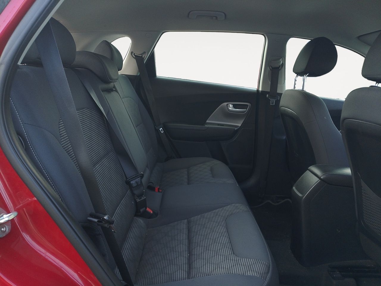 Kia Niro Drive - foto 10