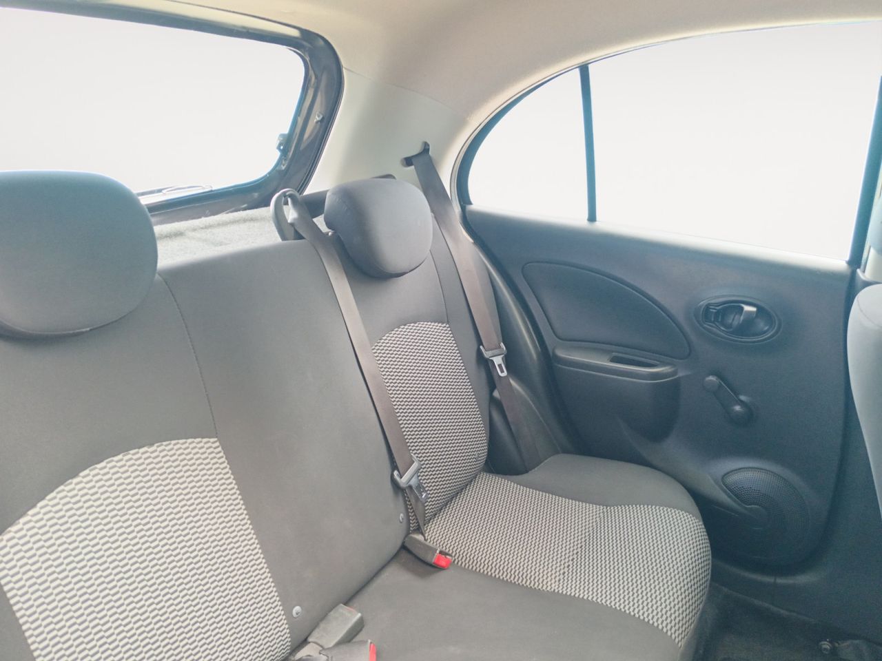 Nissan Micra Acenta - foto 10