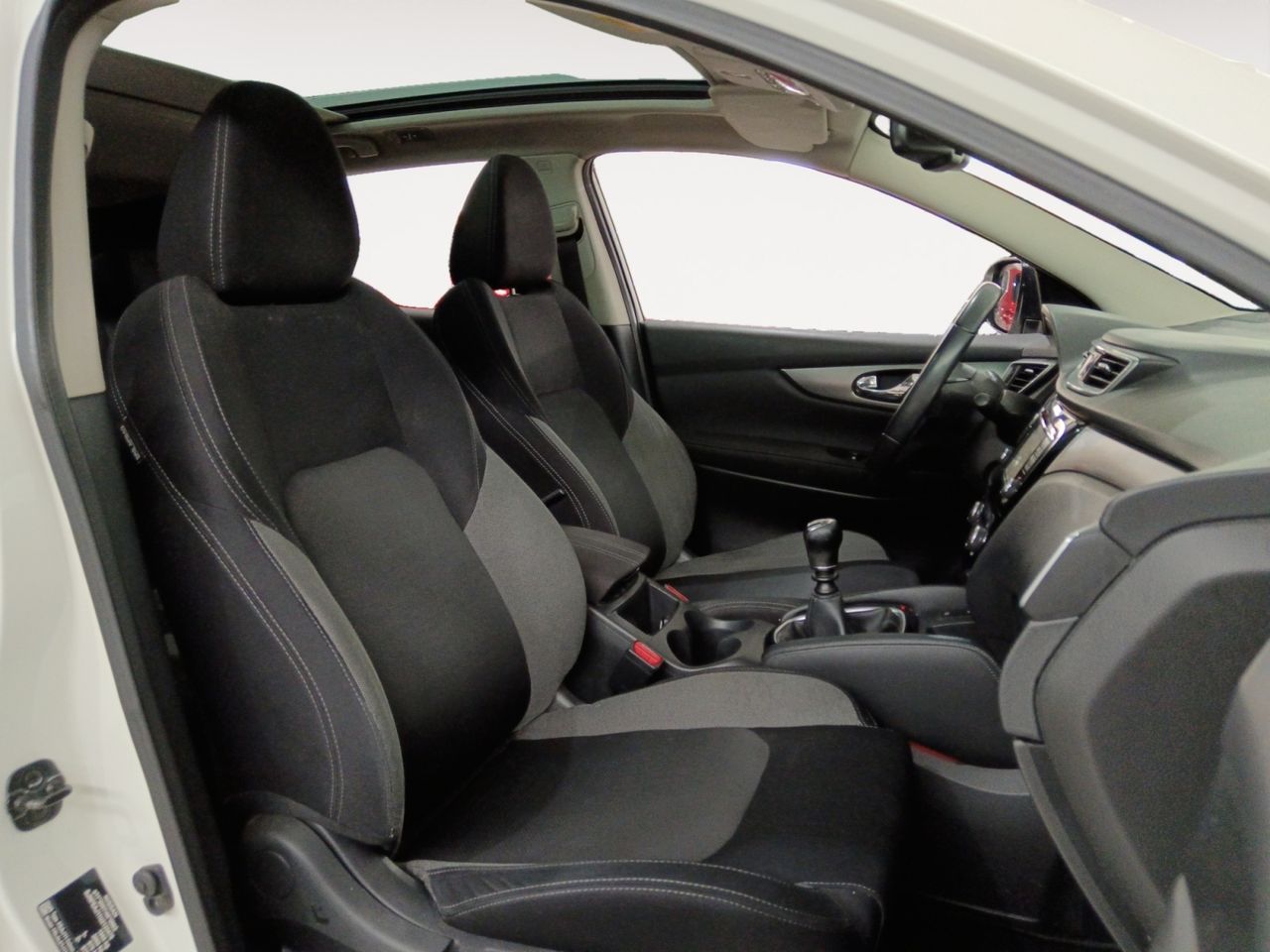 Nissan Qashqai N-Connecta - foto 11