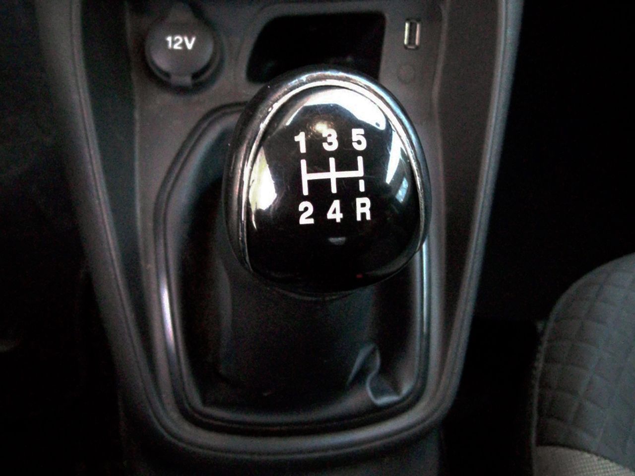 Ford Tourneo Courier Trend - foto 12