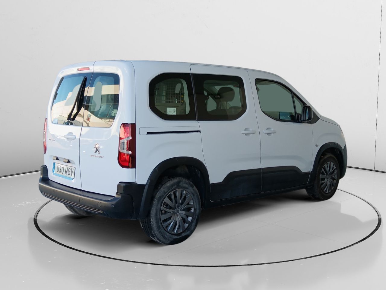 Peugeot Rifter Active Pack Business Standard