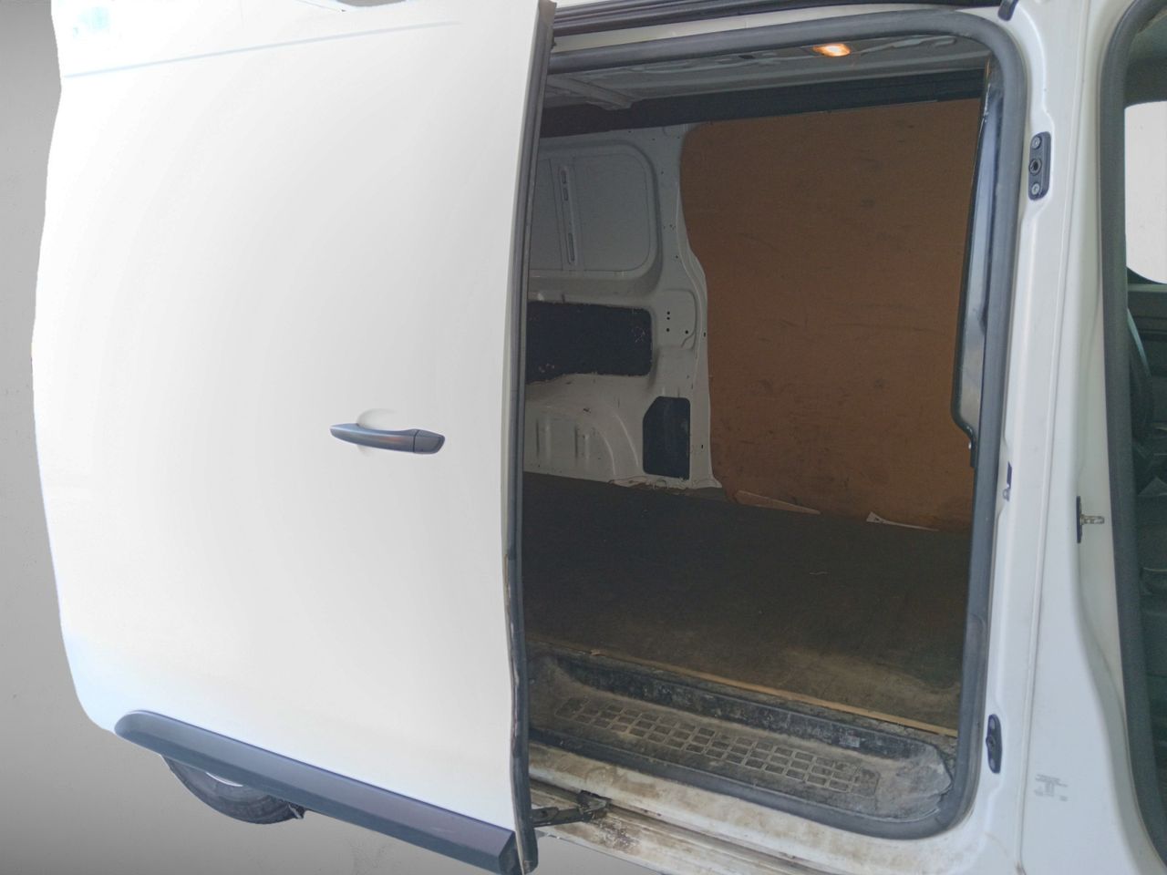 Opel Vivaro 1.5 M Std Express - foto 11