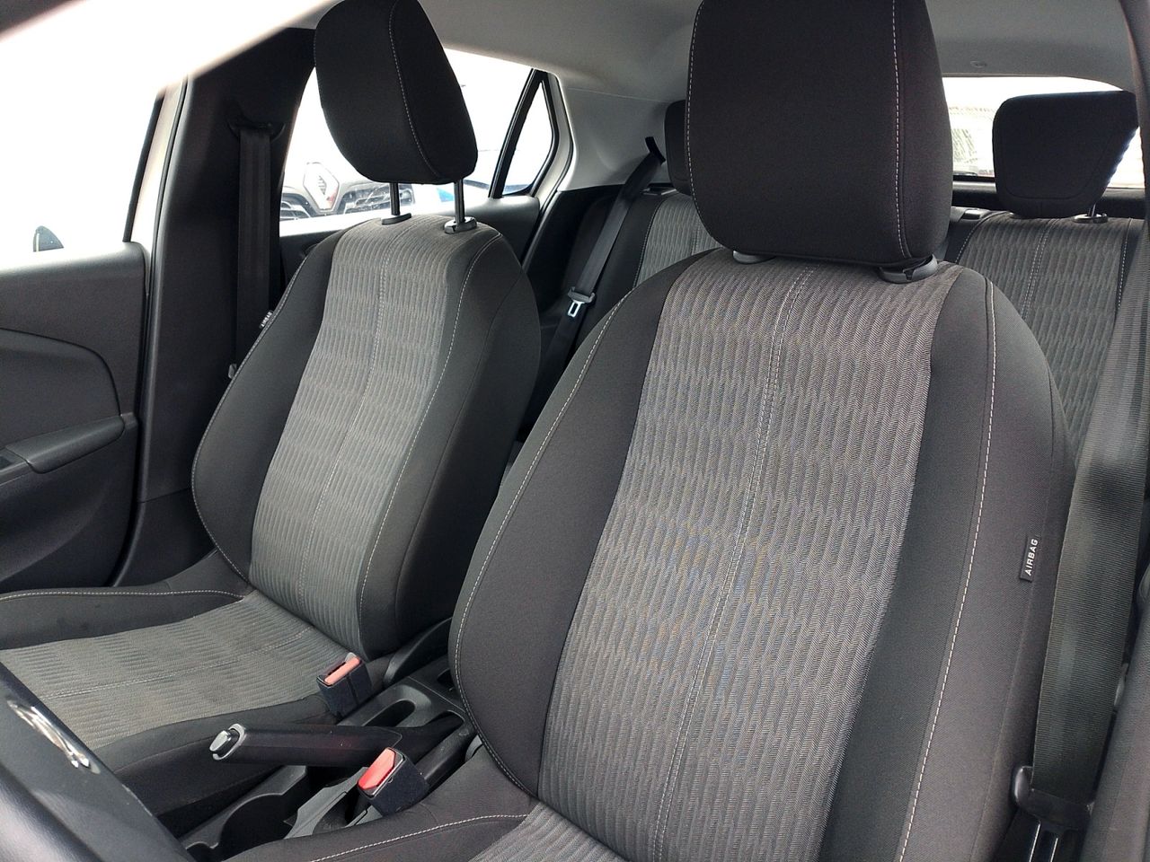 Opel Corsa Edition - foto 18