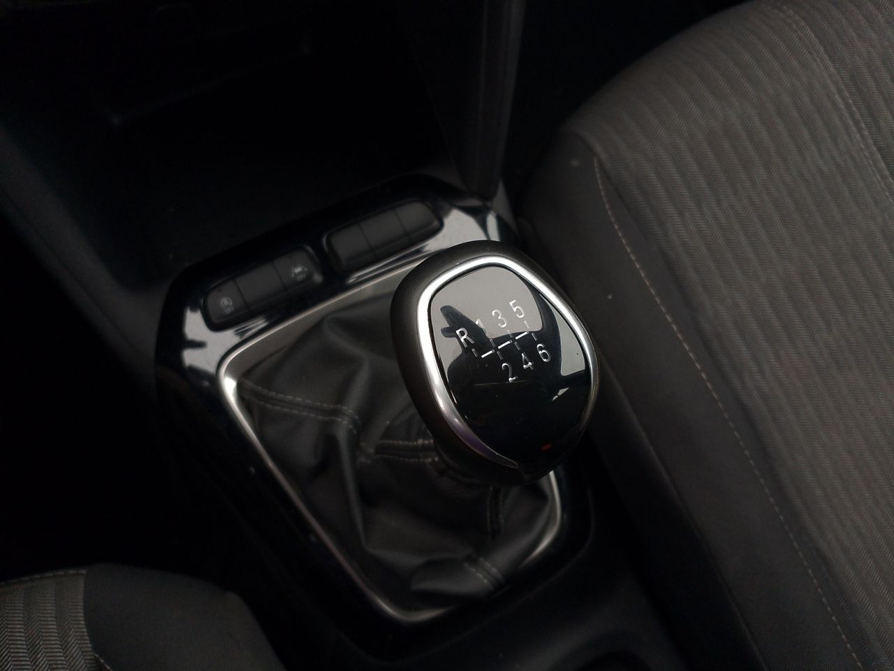 Opel Corsa Edition - foto 12