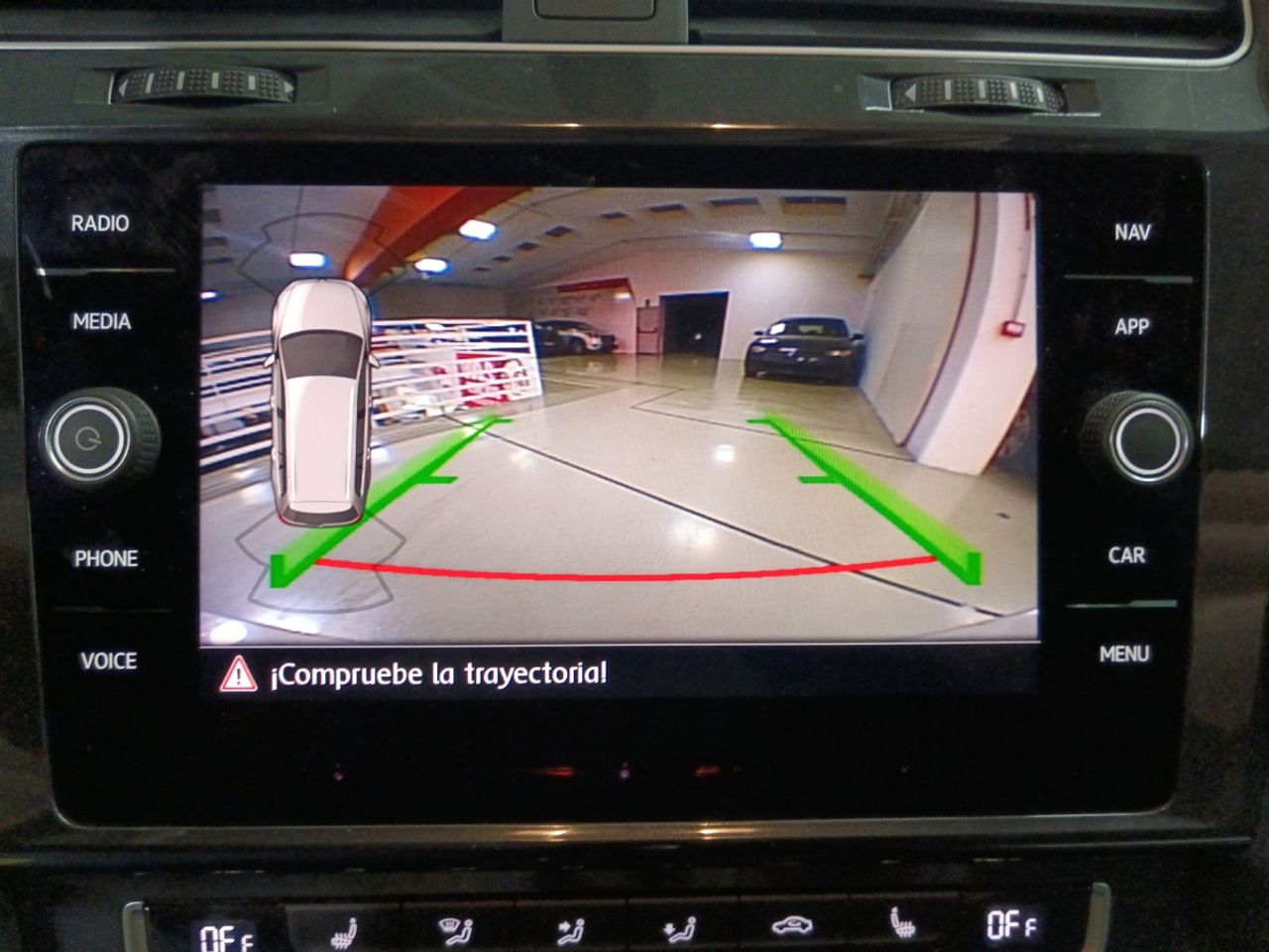 Volkswagen Golf Advance BMT - foto 16