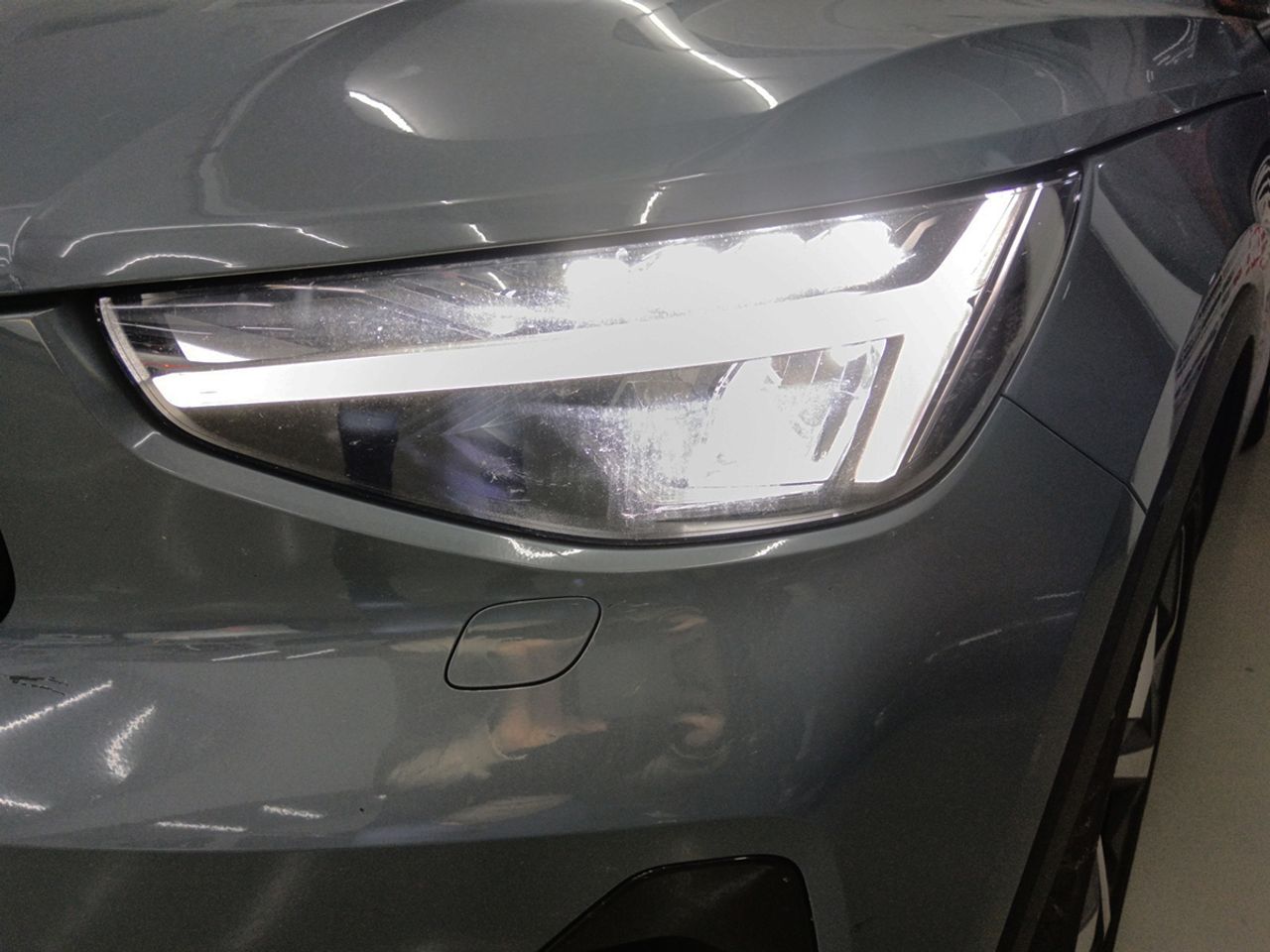 Volvo XC40 B3 Plus Dark 2WD - foto 25