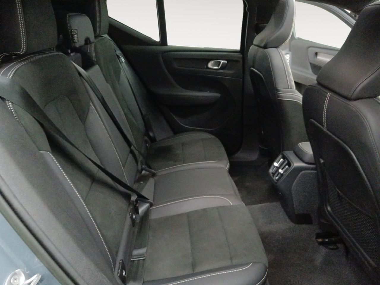 Volvo XC40 B3 Plus Dark 2WD - foto 10