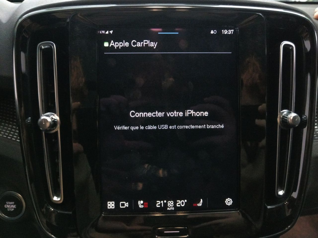 Volvo XC40 B3 Plus Dark 2WD - foto 20