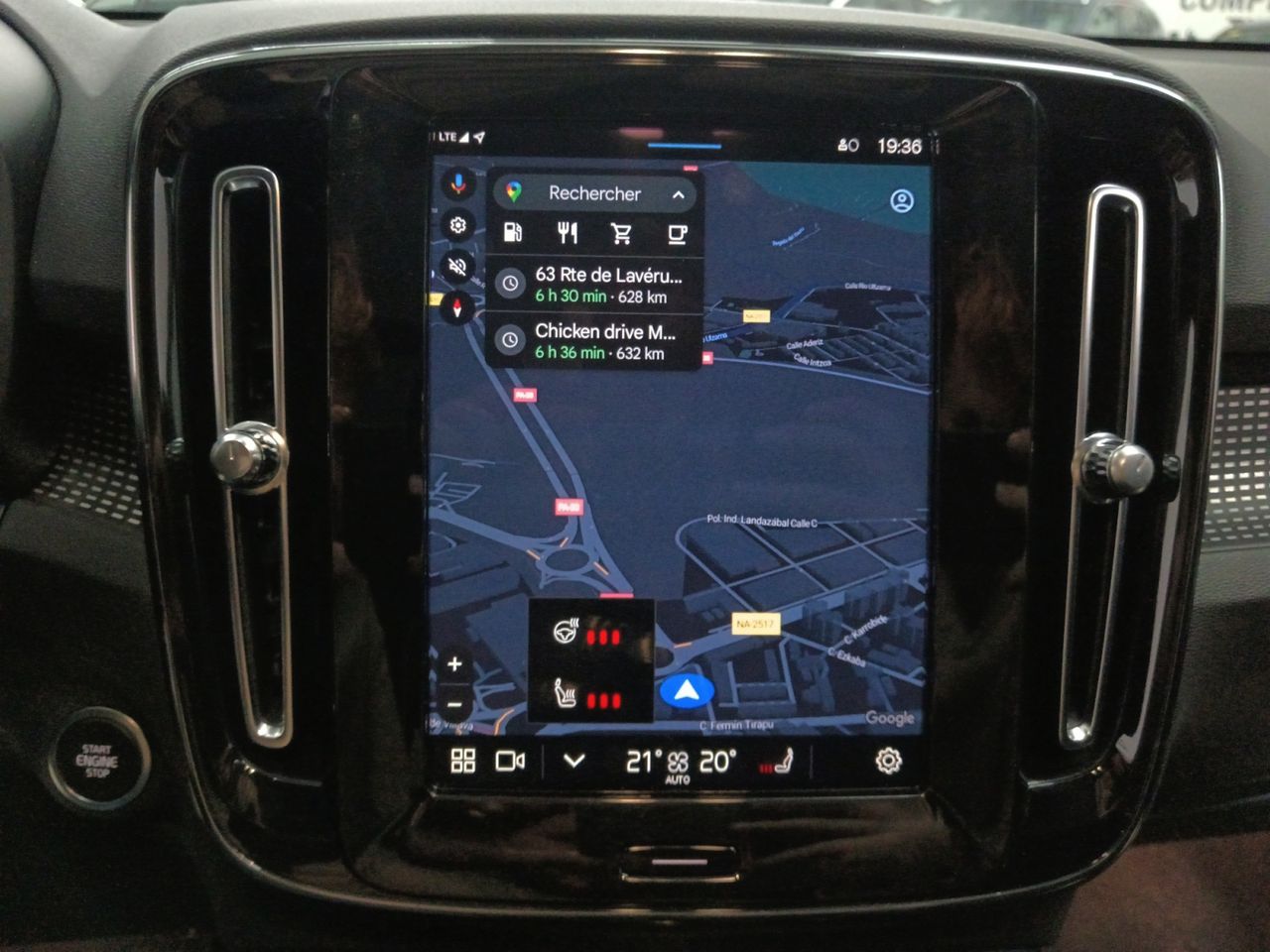 Volvo XC40 B3 Plus Dark 2WD - foto 18