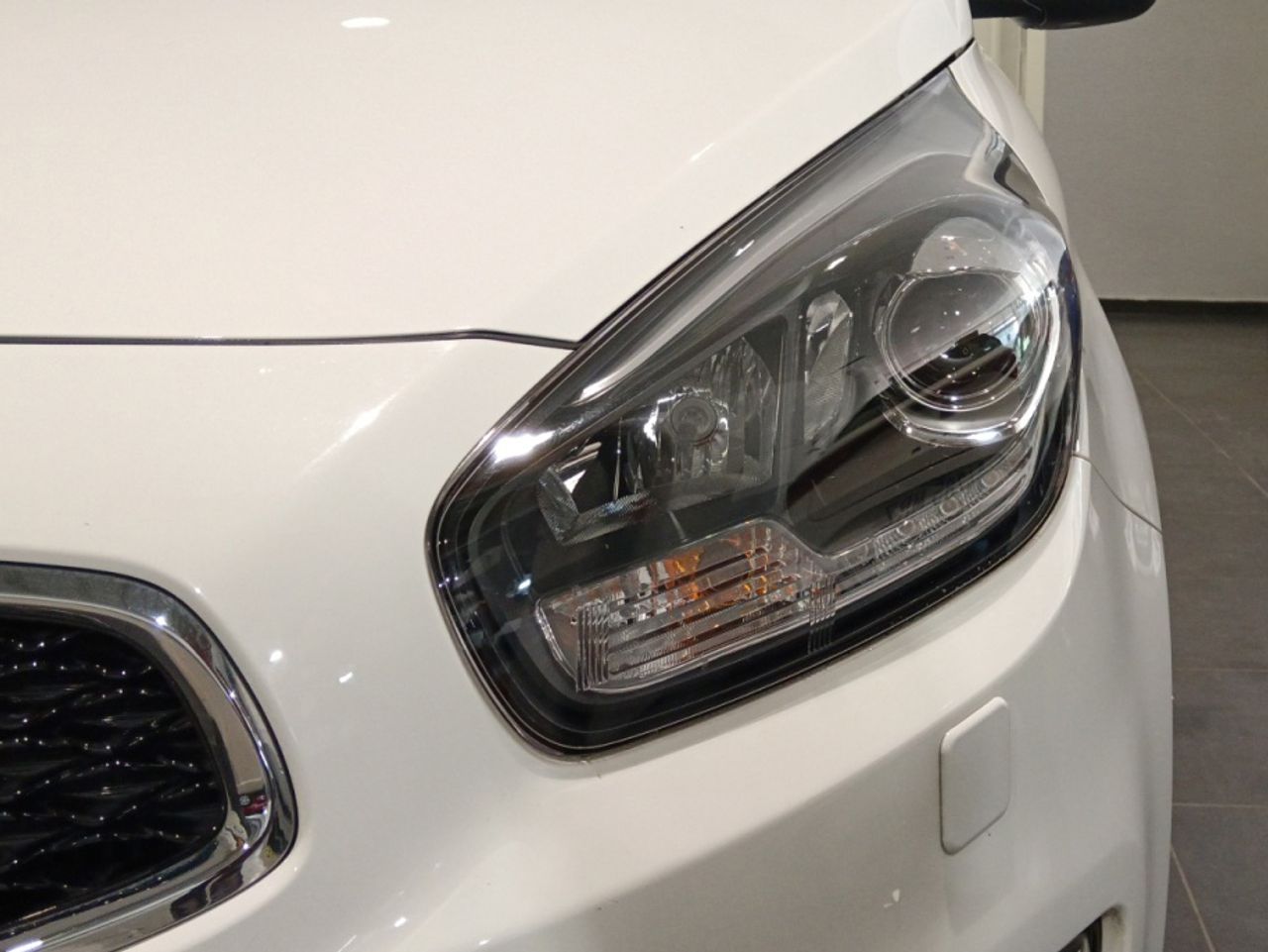 Kia Carens Emotion - foto 20