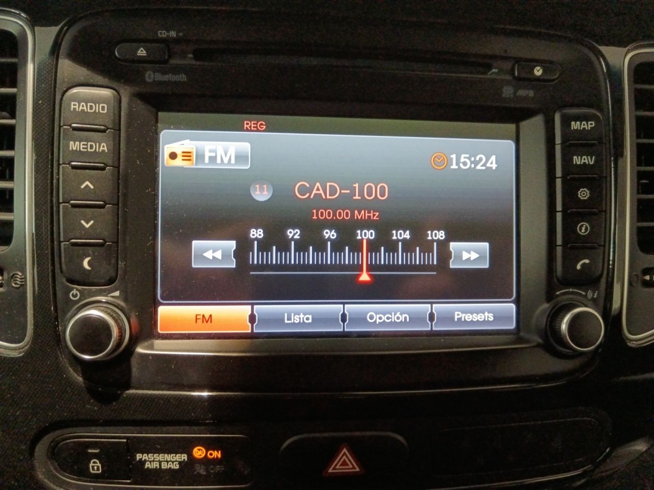 Kia Carens Emotion - foto 15