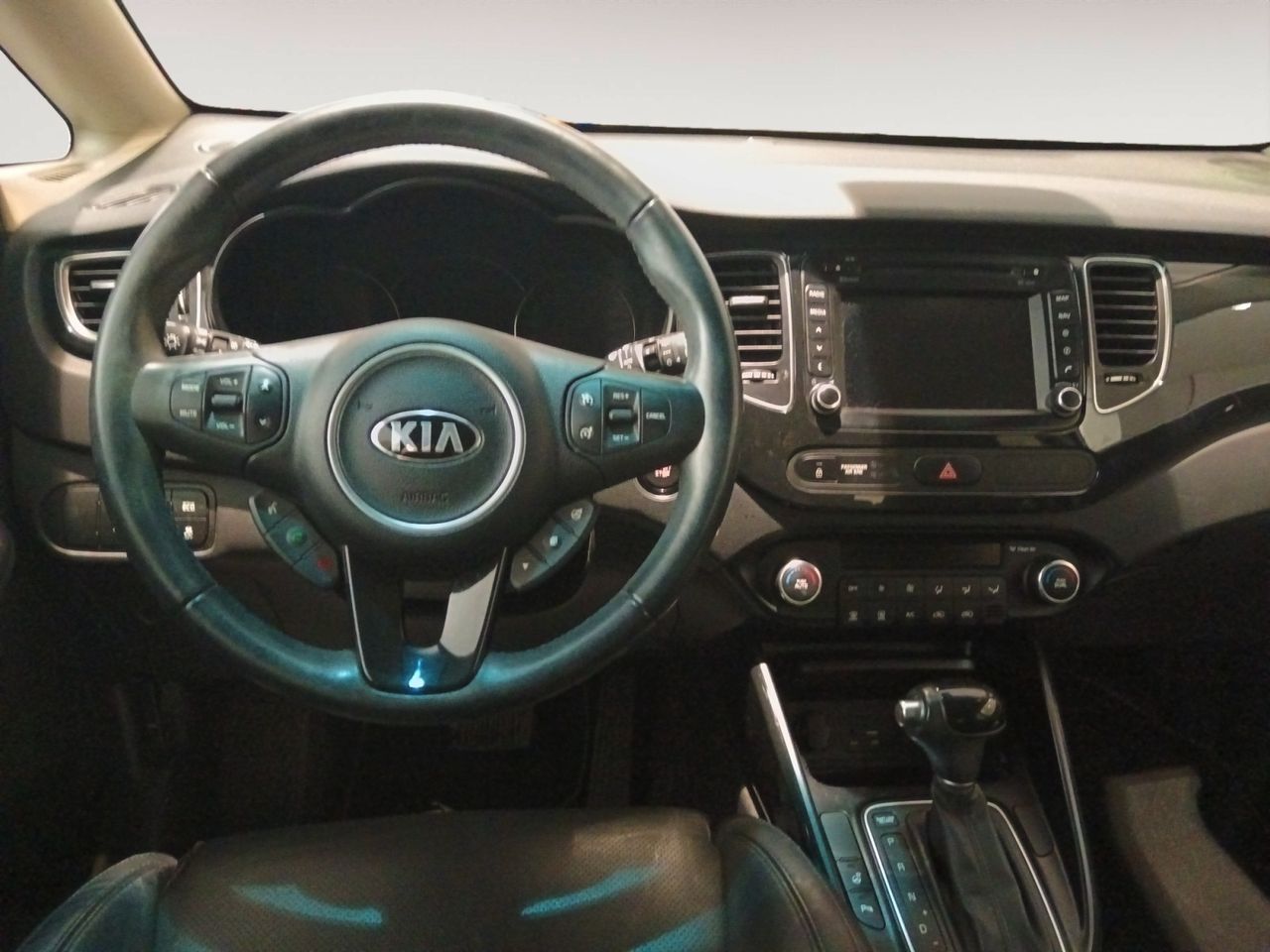 Kia Carens Emotion - foto 6