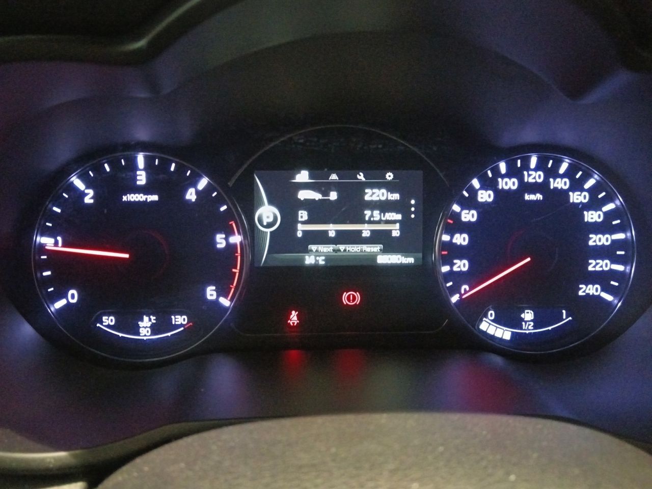 Kia Carens Emotion - foto 14