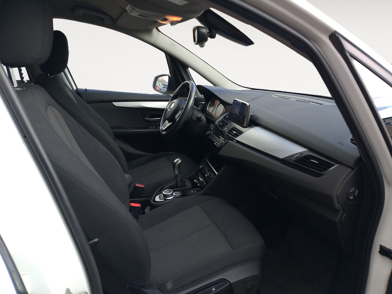 BMW Serie 2 Gran Tourer 216i - foto 12