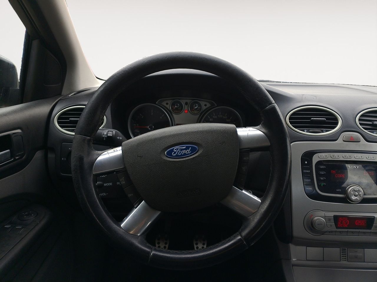 Ford Focus Trend - foto 8