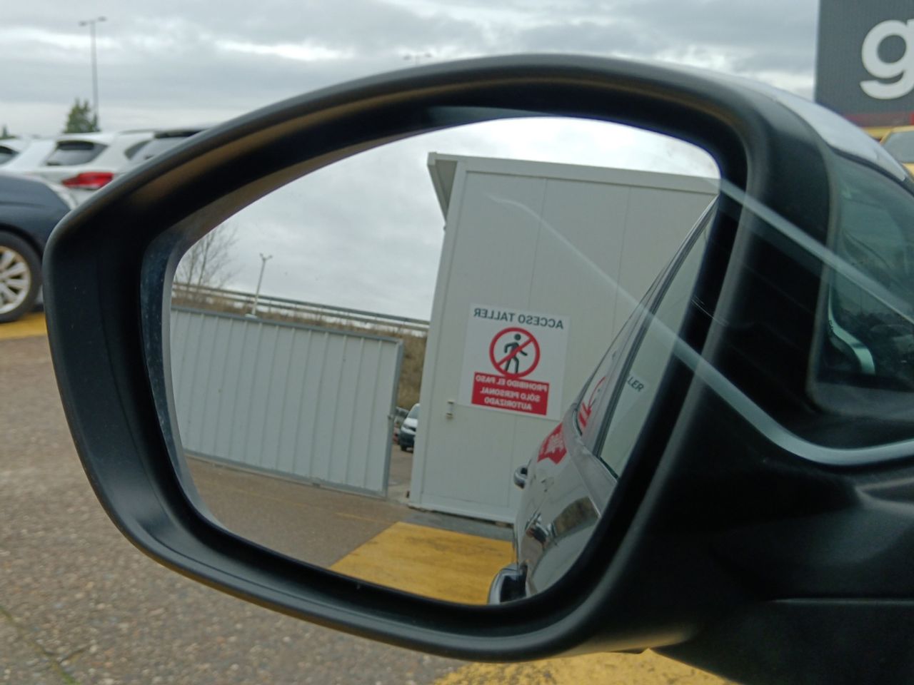 Peugeot 208 Style - foto 21