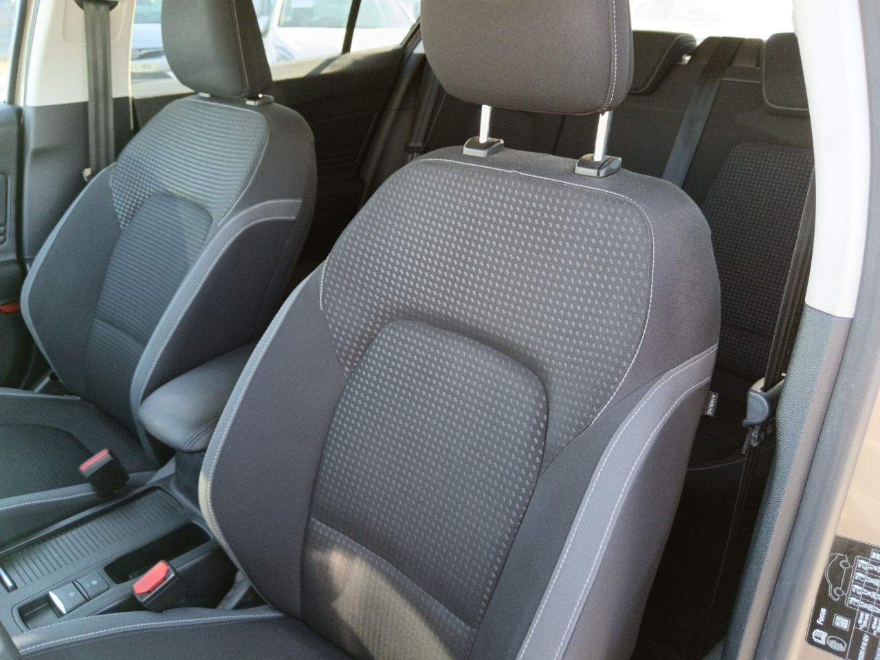 Ford Focus Trend Plus - foto 21