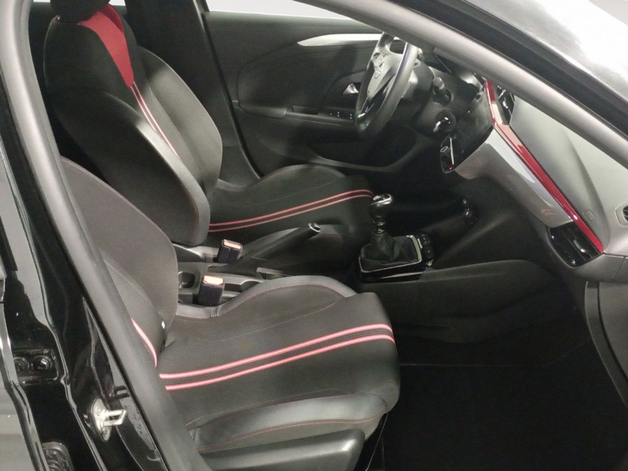 Opel Corsa GS Line - foto 10