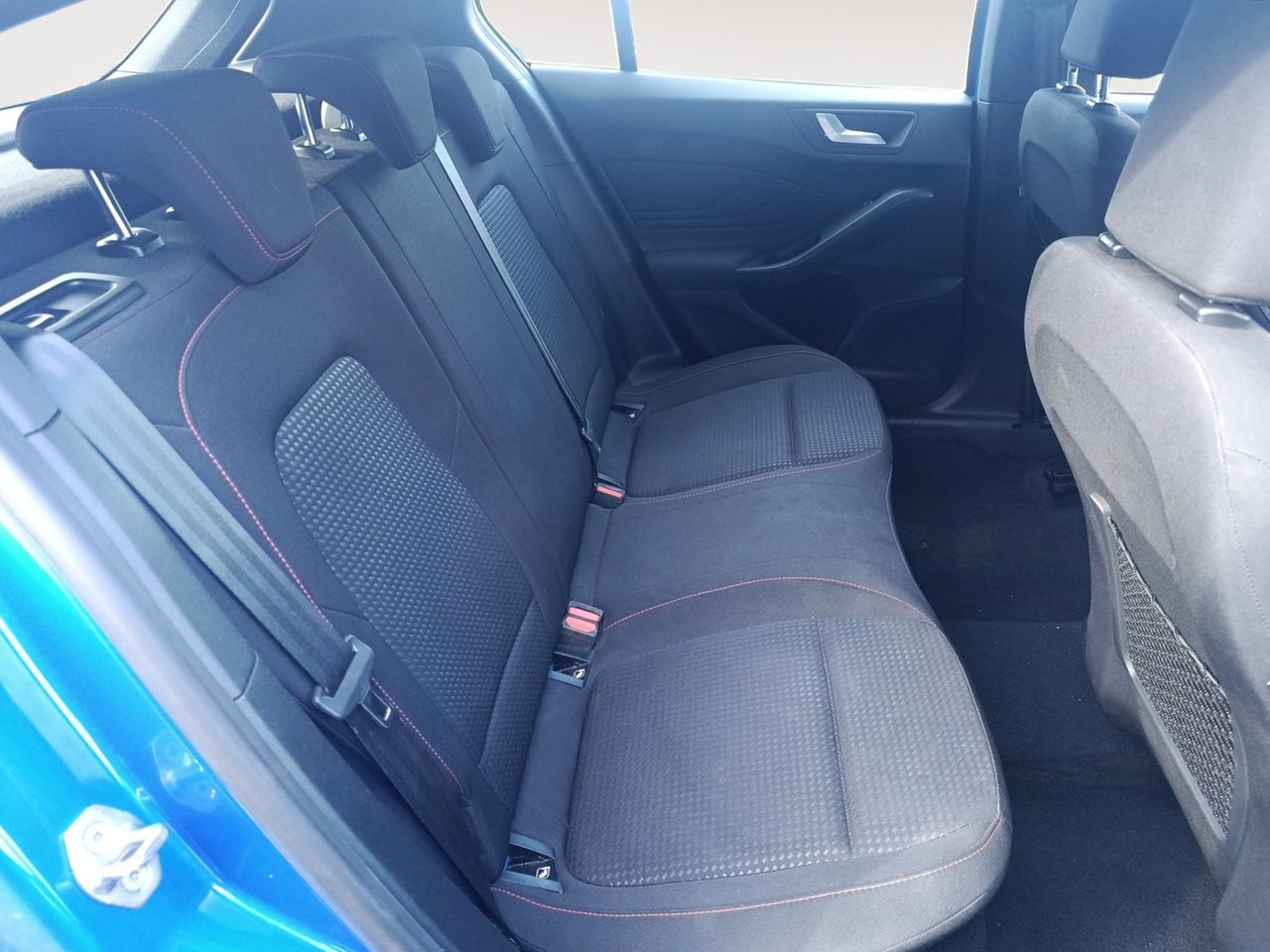 Ford Focus ST-Line - foto 9