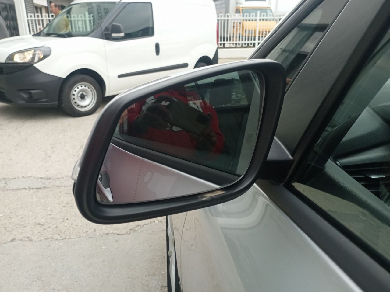 BMW Serie 2 Gran Tourer 216 d - foto 21