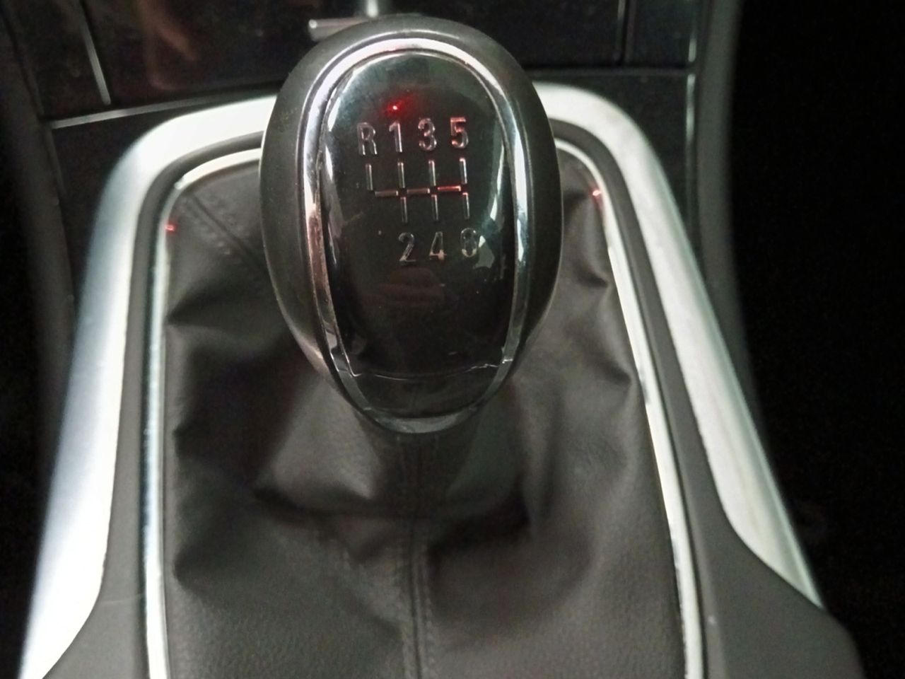 Opel Insignia Innovation - foto 12