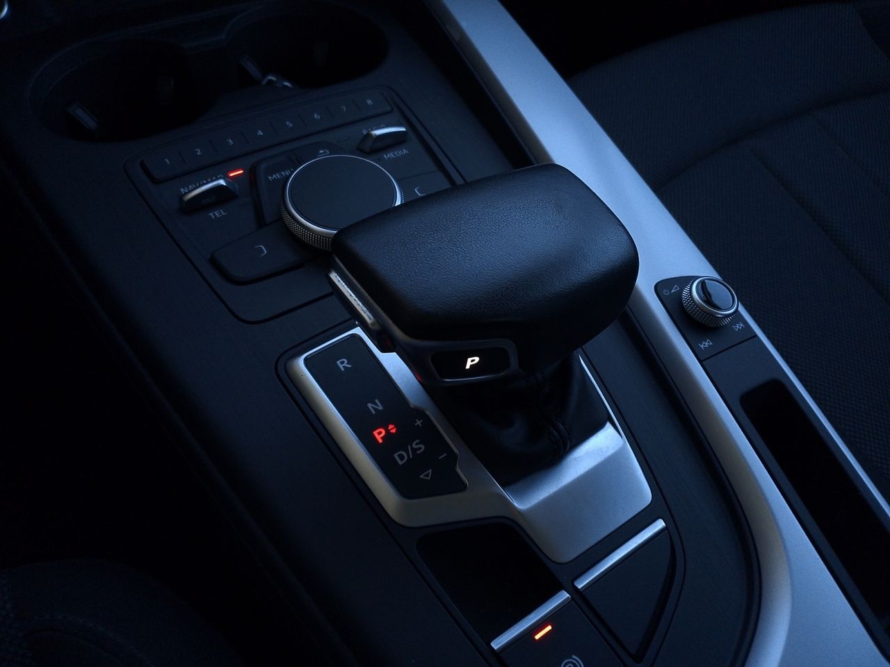 Audi A4 advanced edition - foto 13