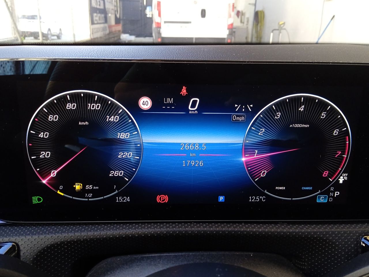 Mercedes CLA 200d - foto 12