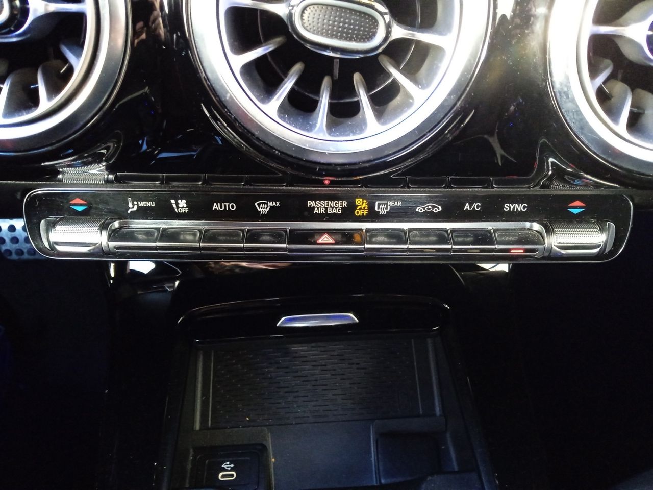 Mercedes CLA 200d - foto 18