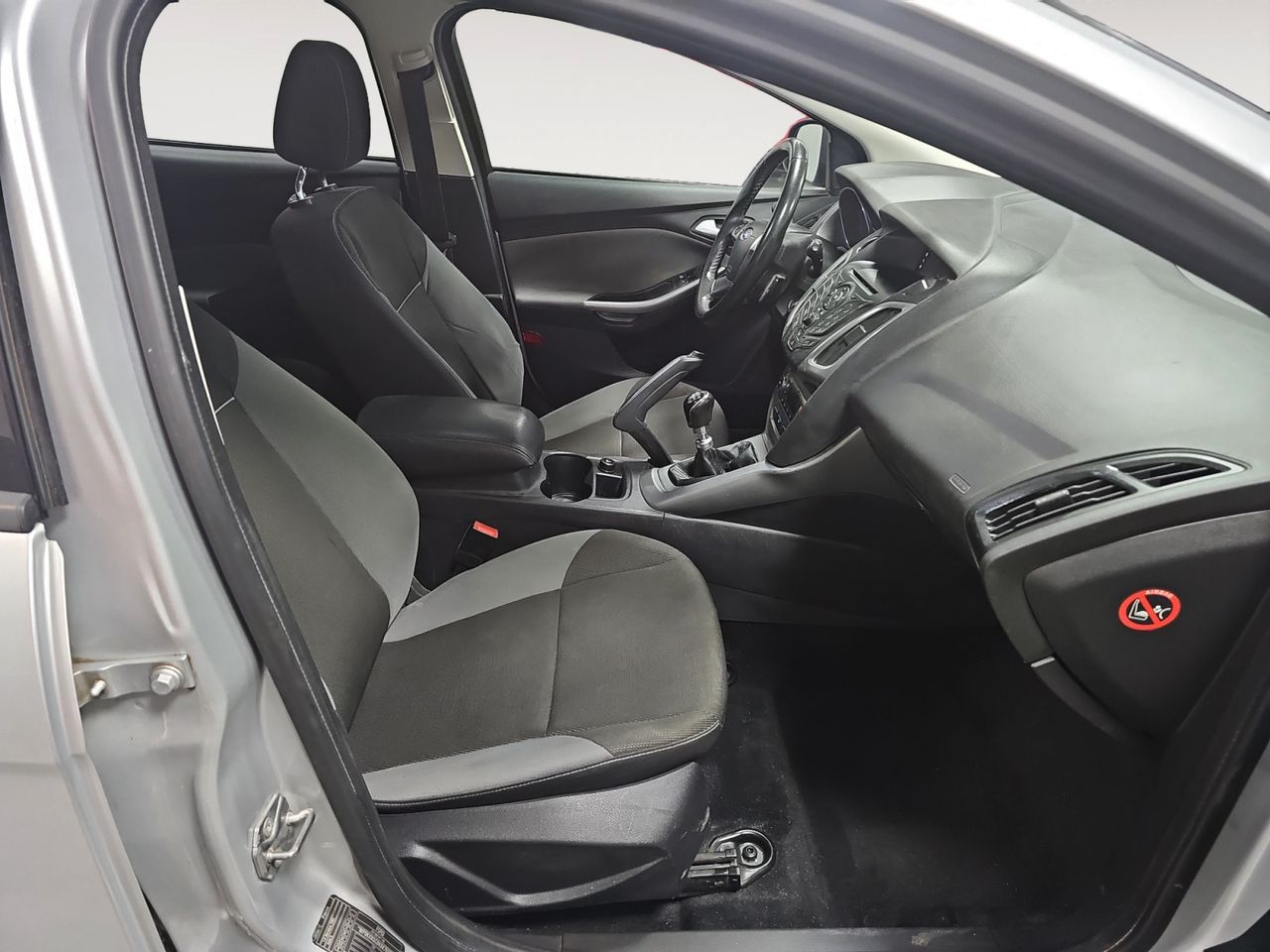 Ford Focus Trend - foto 11