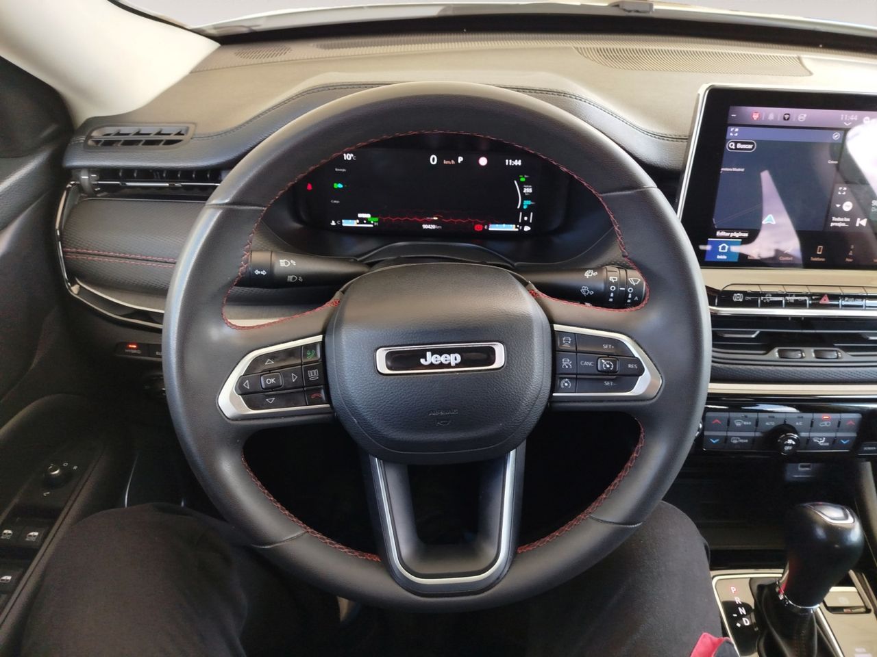 Jeep Compass Trailhawk Plug-In Hybrid 4WD - foto 8