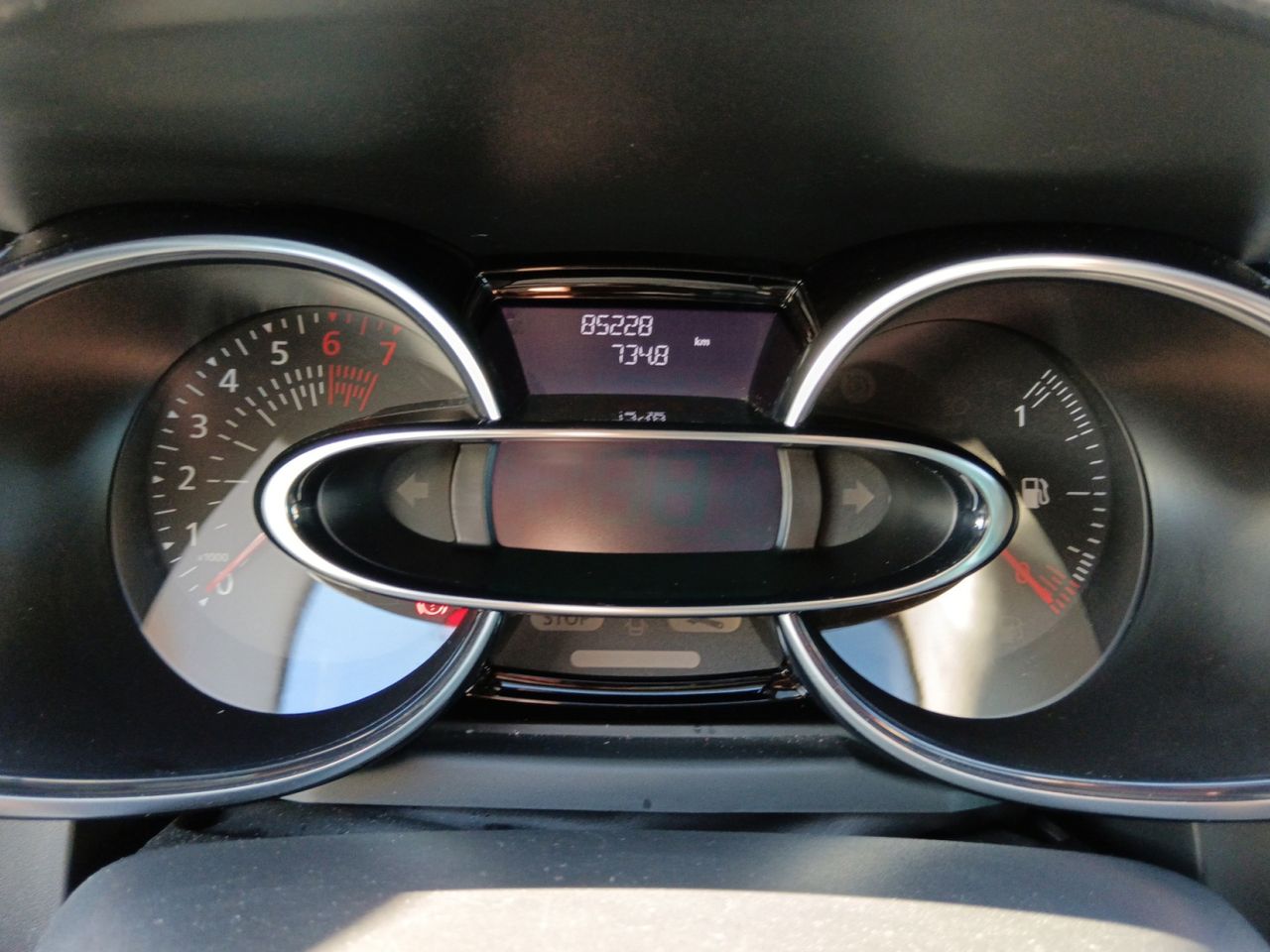 Renault Clio Intens - foto 14