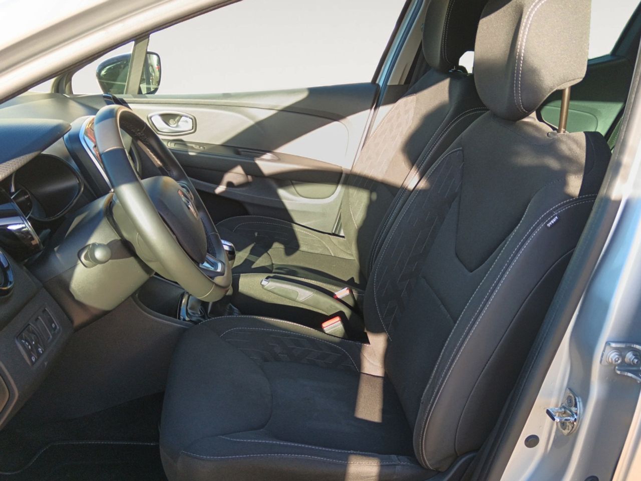 Renault Clio Intens - foto 9