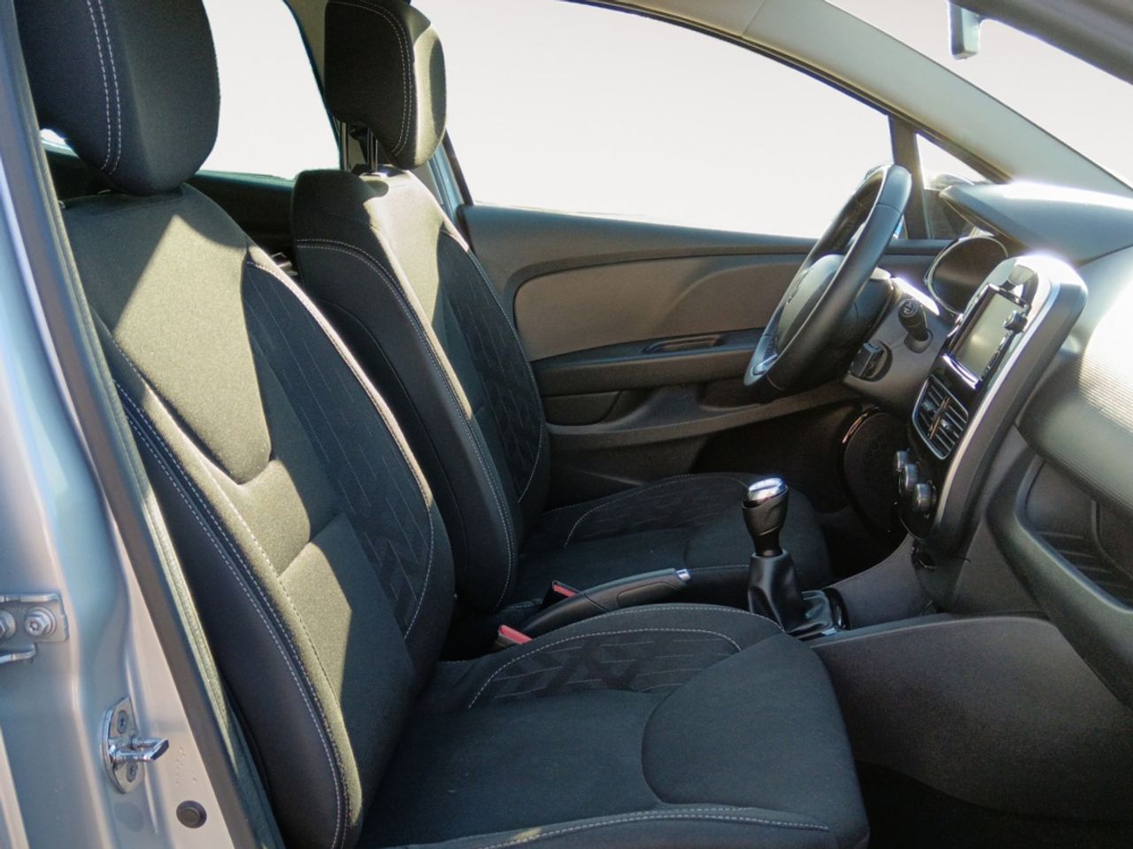 Renault Clio Intens - foto 11